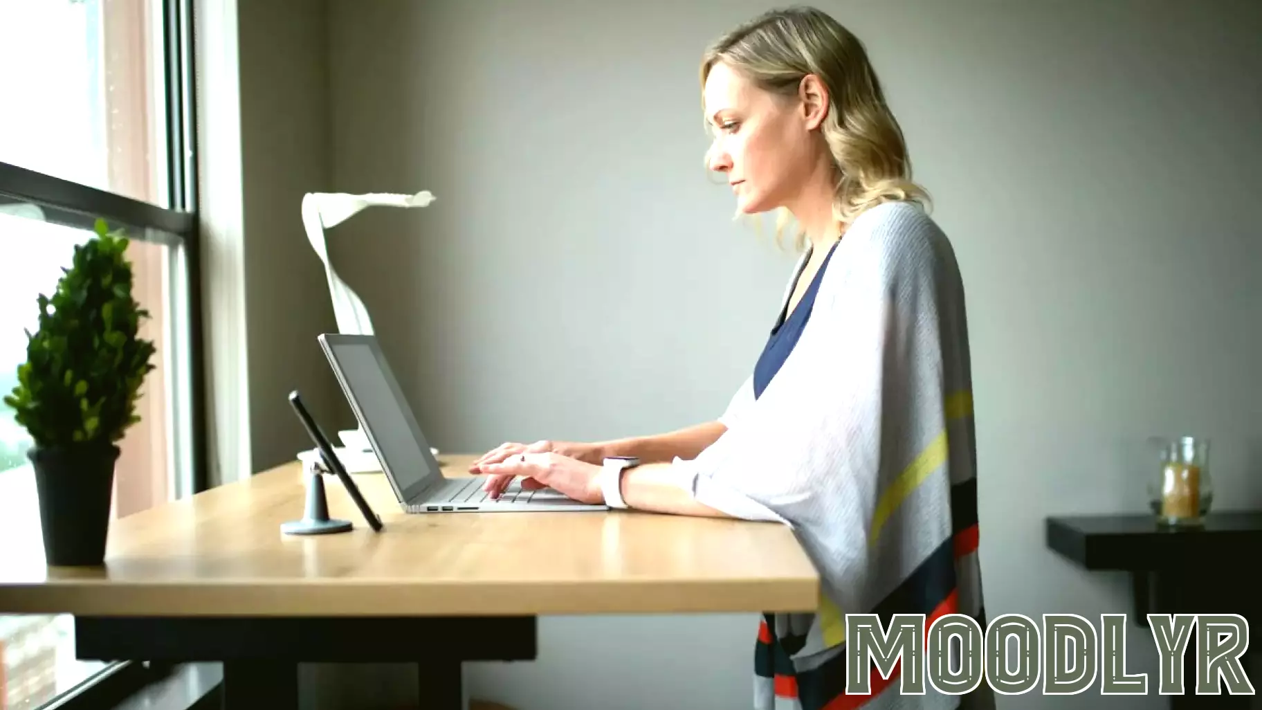 Posture can influence your mood and behavior, study suggests