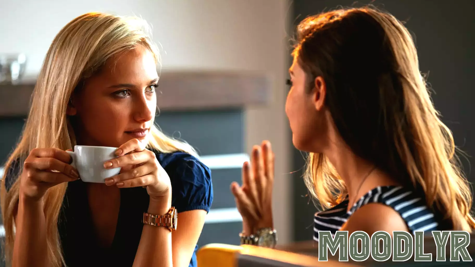 Psychology says if you prefer observing people before speaking, you likely have these 8 traits linked to high social intelligence