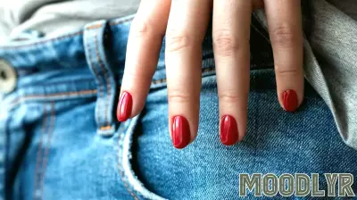 The Impact of Red Nails on Attraction and Confidence